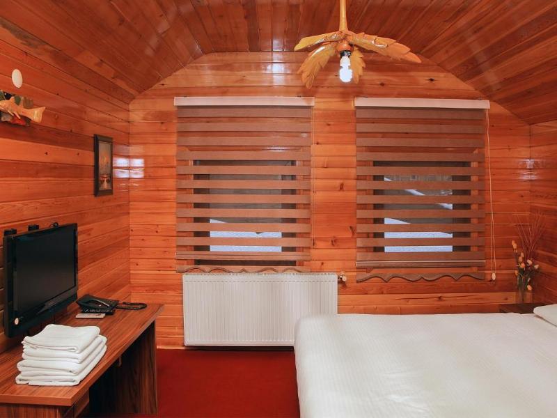Inanlar Deluxe Hotel & Bungalow Узунгьол Екстериор снимка